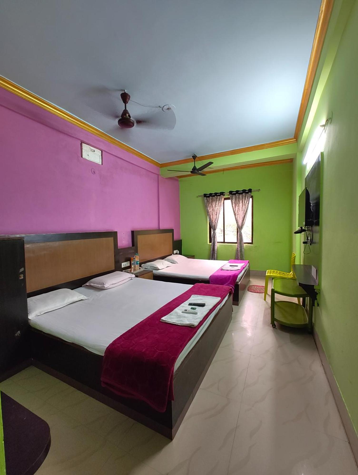 Goroomgo Samrat Palace Puri Near Sea Beach With Parking Facilities - Restaurant Available - Couple Friendly Екстериор снимка